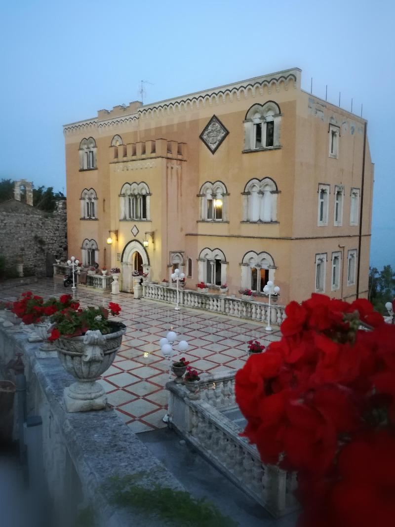 Hotel Villa Riis Taormina Exteriör bild