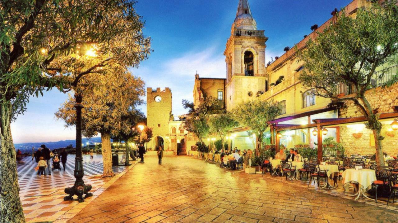 Hotel Villa Riis Taormina Exteriör bild