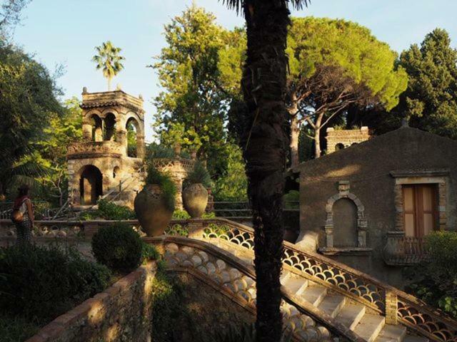 Hotel Villa Riis Taormina Exteriör bild